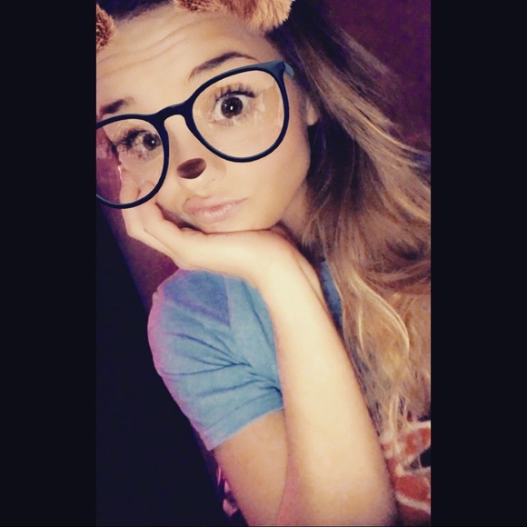 Meet your Posher, Crystal - Picture 1 of 1